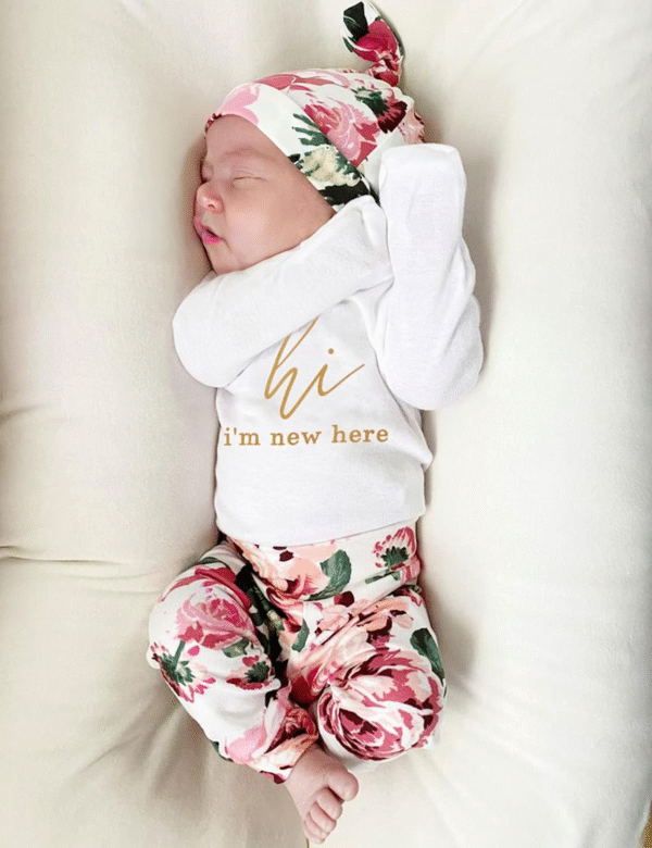KANGKANG Newborn Baby Girl Clothes Hi I'M New Here Newborn Outfit Infant Romper Floral Pants Cute Baby Girl Outfits 4PC Set